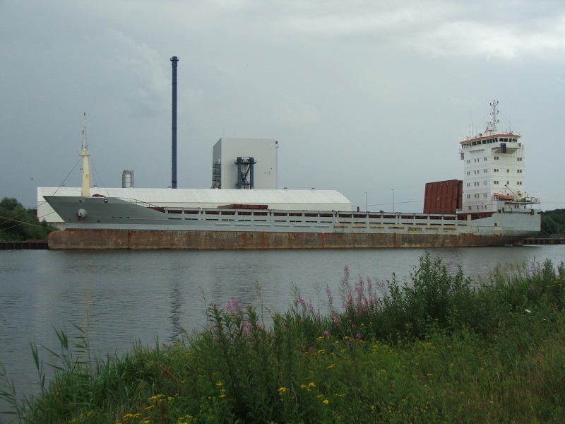 Судно подать. Судно 6000 DWT. 6000 DWT ship.