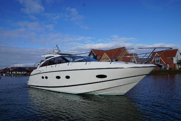 2009 Princess V42