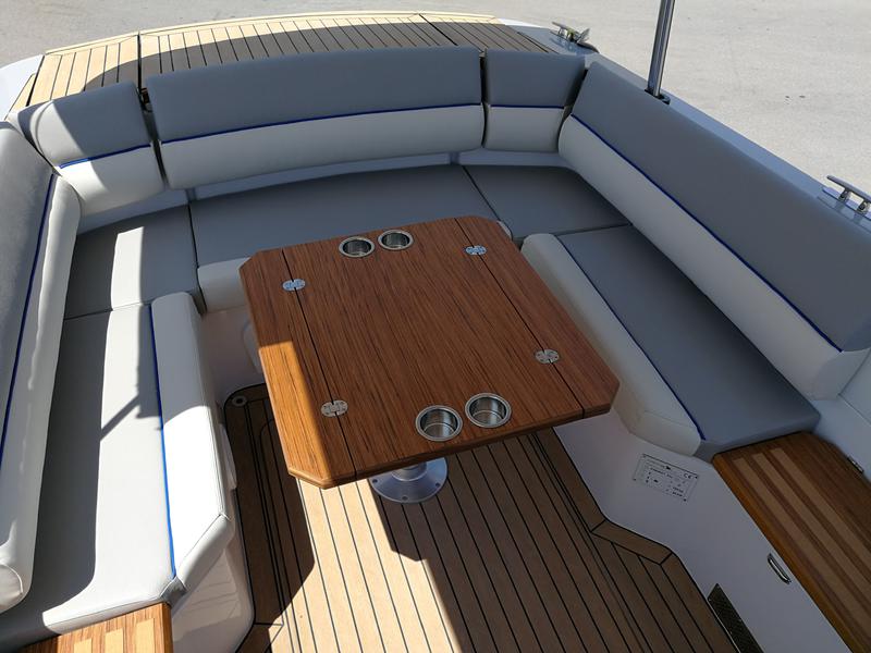 ALFA 13 Alfastreet 23 Cabin Electric Prestige Line