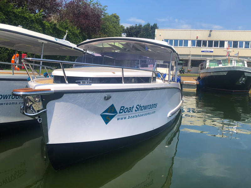 ALFA 15 Alfastreet 23 Cabin Electric Prestige Line