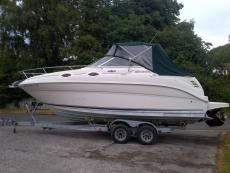 Sea Ray Sundancer 240