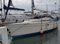 1995 BAVARIA 30 PLUS