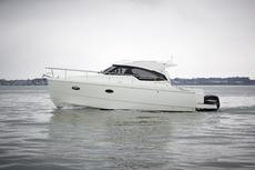 2017 Spirit 31 Outboard