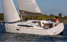 2017 Jeanneau Sun Odyssey 349