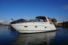 2007 Rinker 280 Express Cruiser