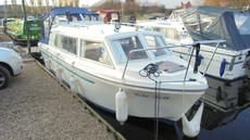 Viking 23 Narrow Beam 'Lola Bell'
