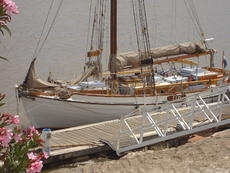 Eye-catching classic Norwegian 39 ft.