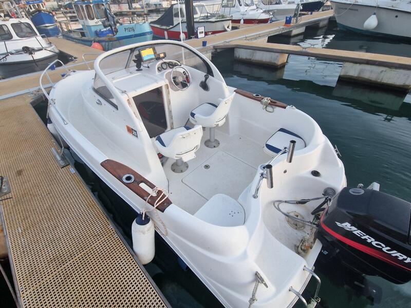 UK: Quicksilver 550 walkaround 90hp 2 stroke
