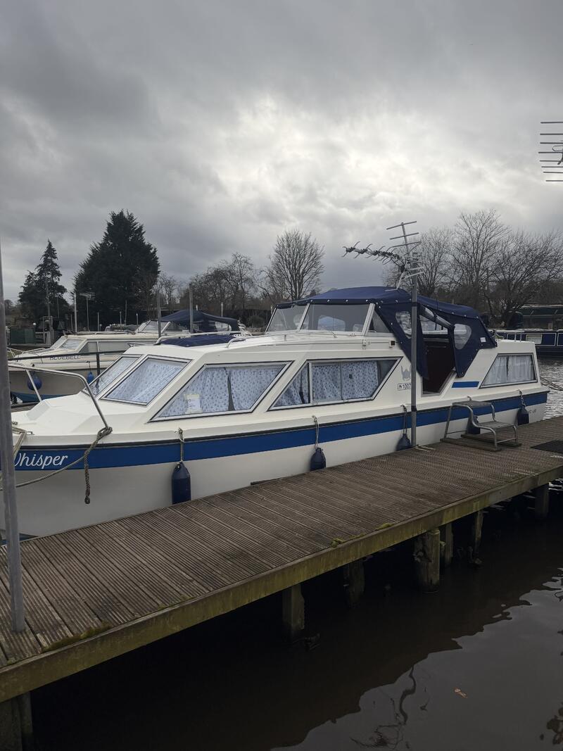 UK: Viking 26 centre cockpit