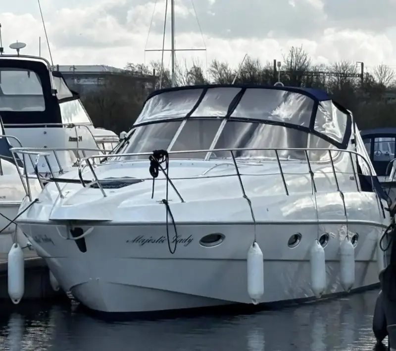UK: 2001 Sessa Marine Oyster 35