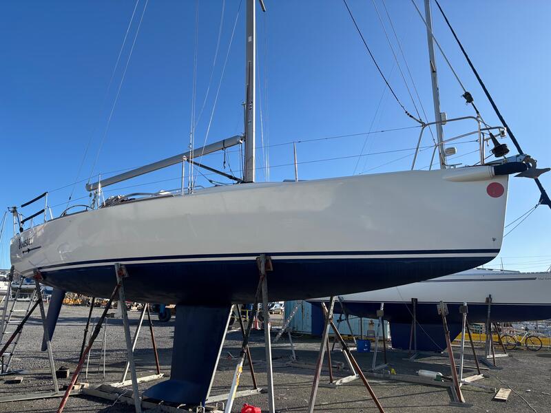 UK: J 109