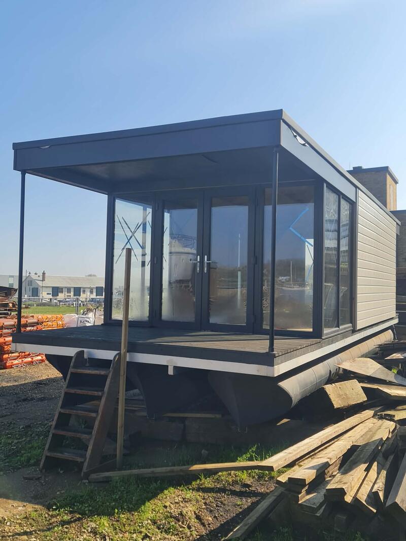 UK: Static Houseboat shell  Floating office