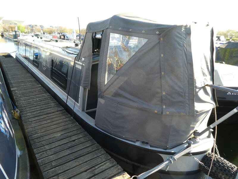 UK: A Moment In Time 45ft 2000 South West Durham Cruiser Stern