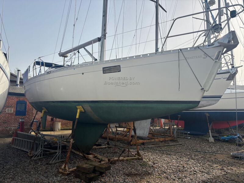 UK: 1989 Beneteau Oceanis 350