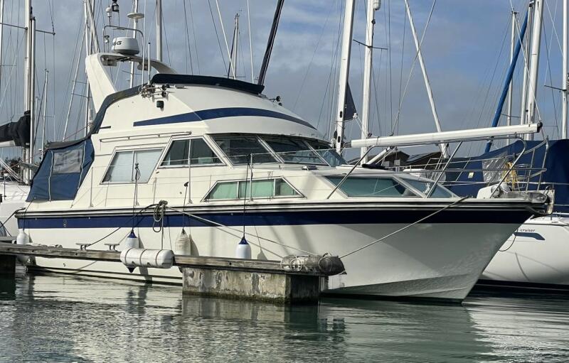 UK: 1979 Fairline 32 Sedan