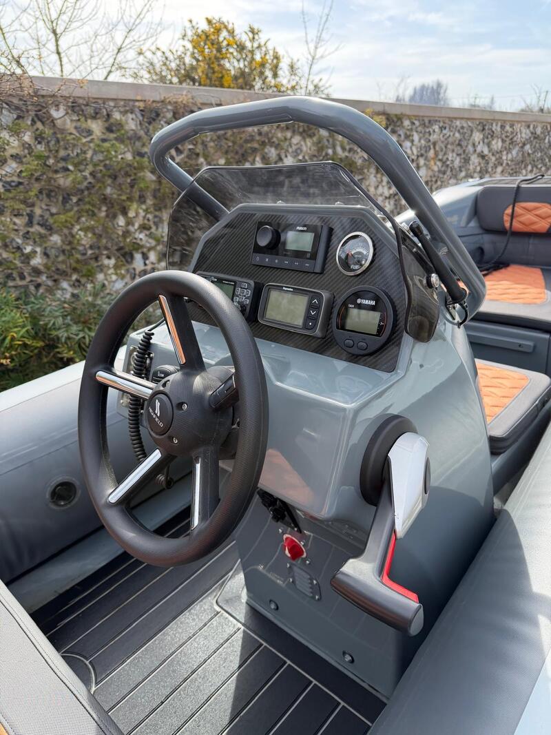 UK: Highfield Sport 390 RIB     Yamaha