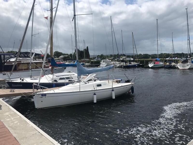 Ireland: JEANNEAU SUN 2000 LIFTING KEEL