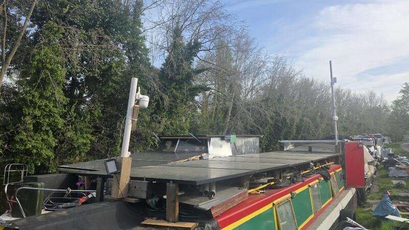 UK: 37 ft Springer new build 3 6kw solar