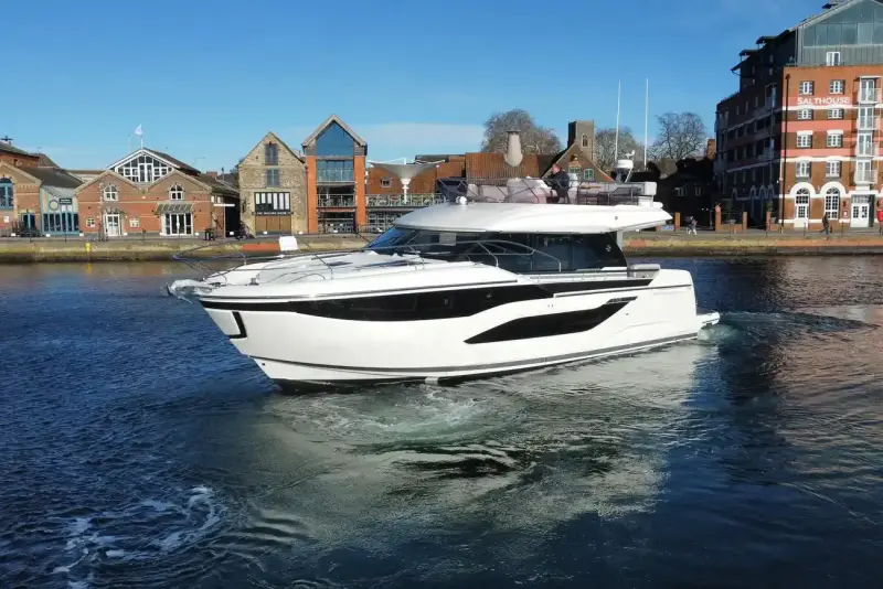 UK: Prestige F4 9
