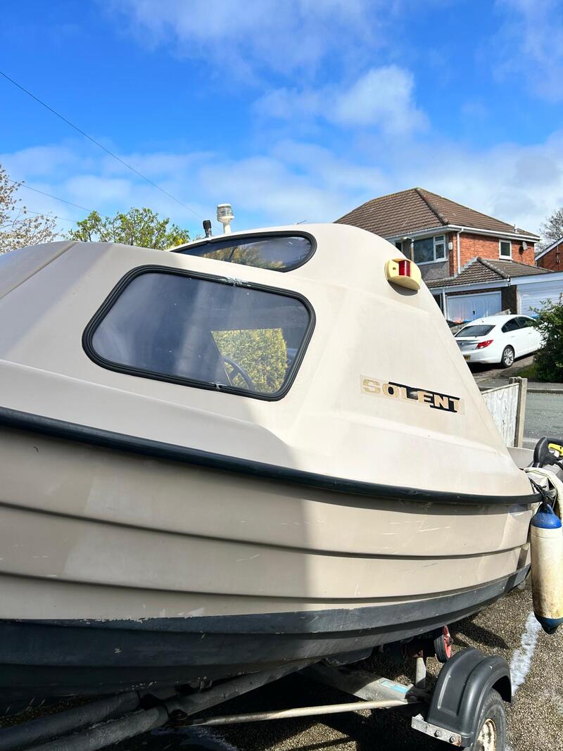 UK: 16 5 Ft Solent Leisure Craft