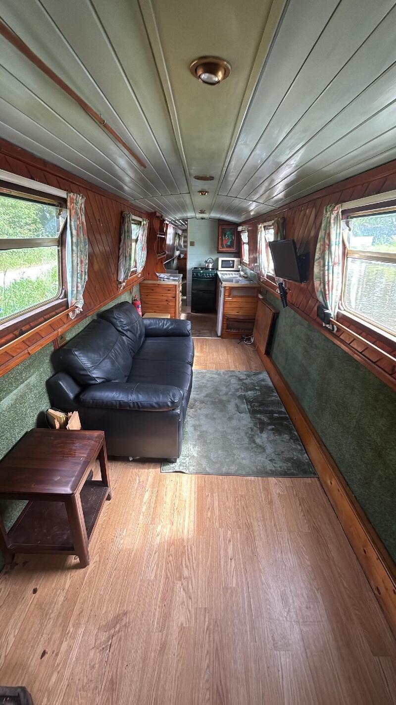 UK: 57ft Narrow Boat