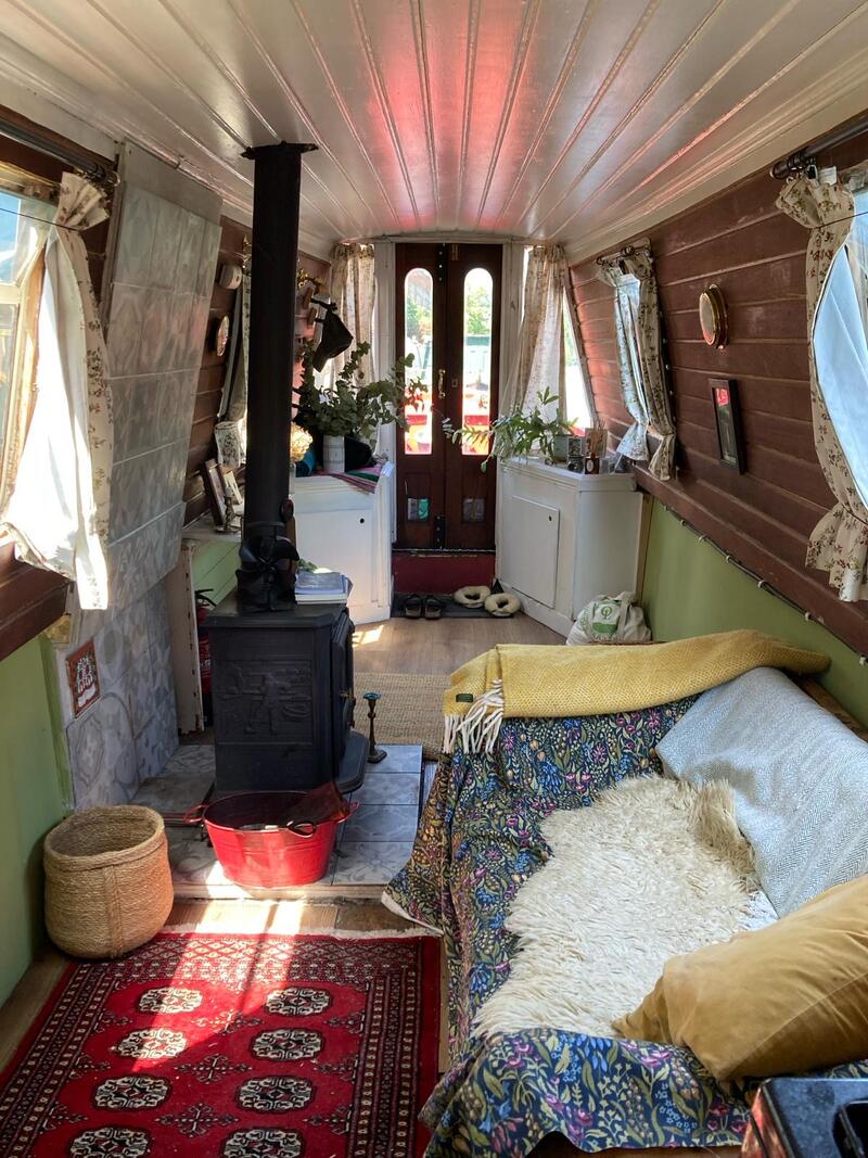 UK: 57ft Narrowboat for Rent