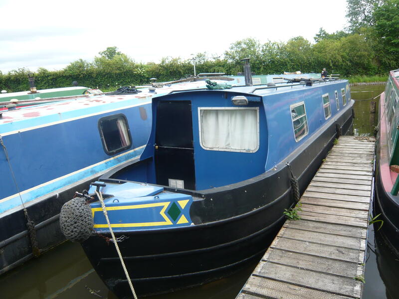 UK: 45 foot narrow boat Commander