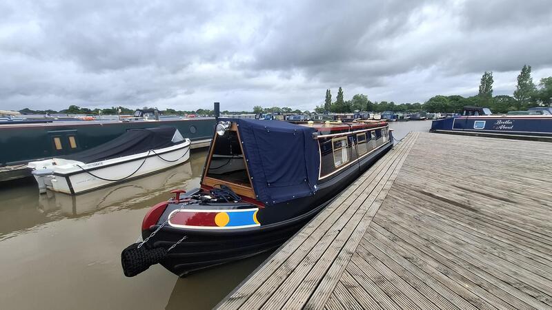 UK: Sark 43ft Cruiser Stern