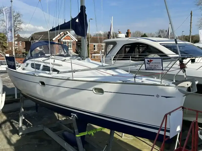 UK: 2003 Jeanneau Sun Odyssey 35
