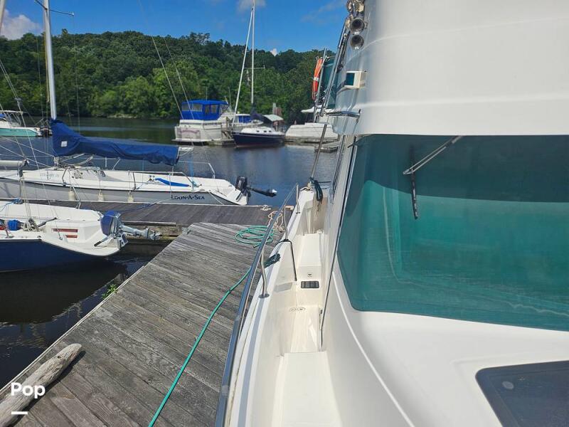 2002 Mainship 390 Trawler