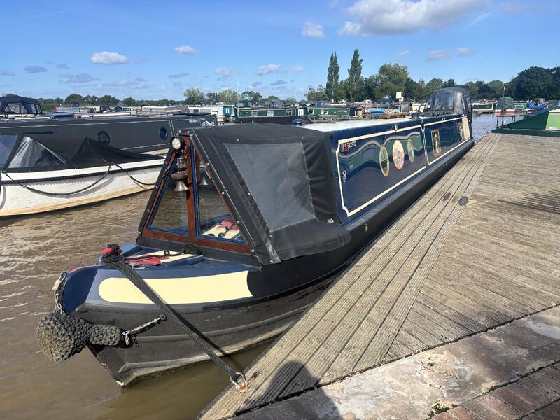 Andrea's Phoenix 58ft Cruiser Stern Reverse Layout