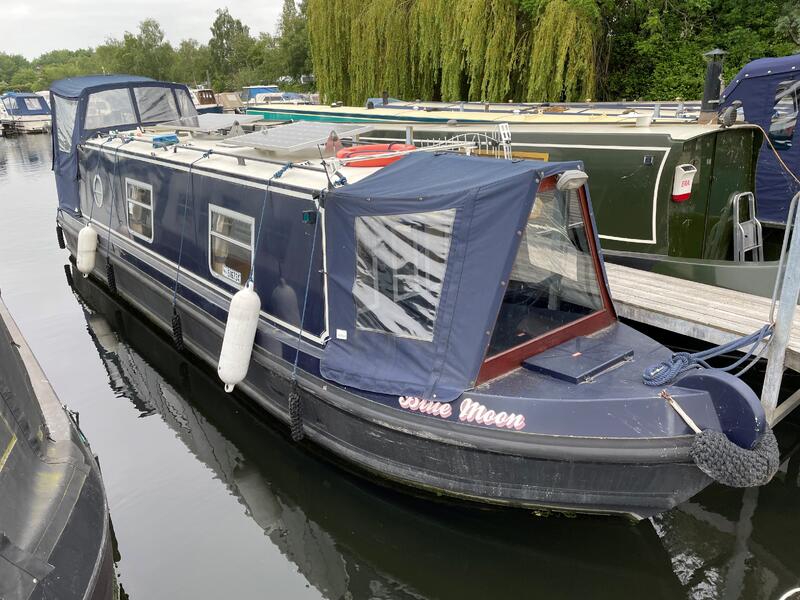 Sea Otter Narrowboats 31 Cruiser Stern for sale UK, Sea Otter
