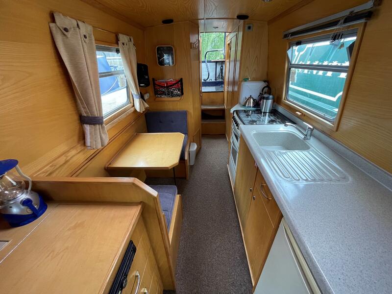 Sea Otter Narrowboats 31 Cruiser Stern for sale UK, Sea Otter