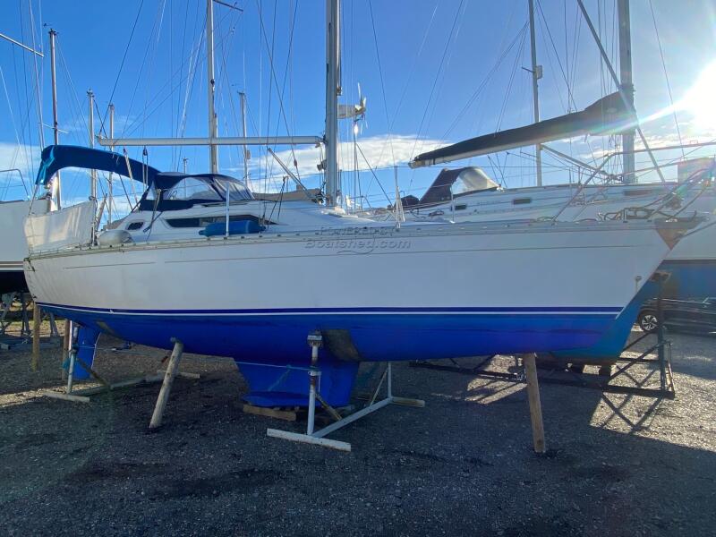 Jeanneau Sun Odyssey 31 for sale UK, Jeanneau boats for sale, Jeanneau ...