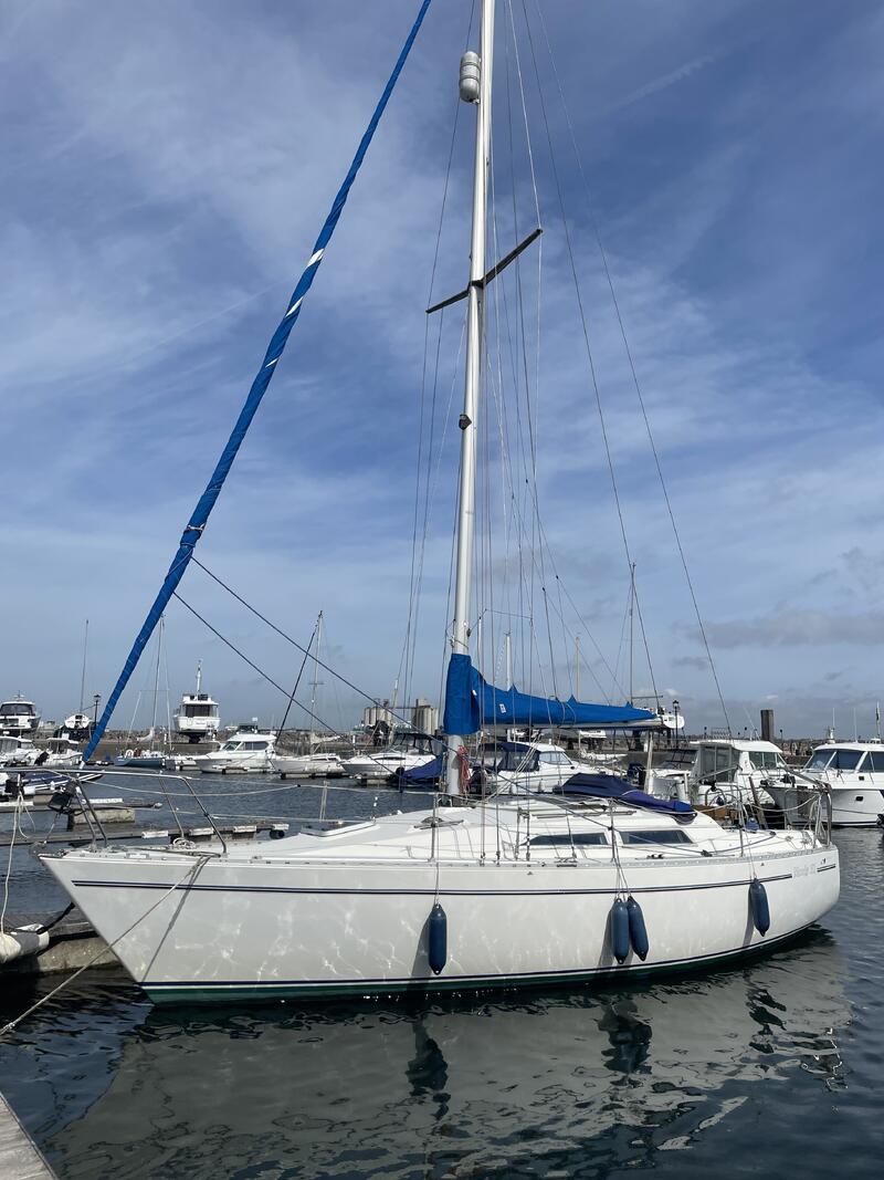 Moody 31 MkII for sale UK, Moody boats for sale, Moody used boat sales ...