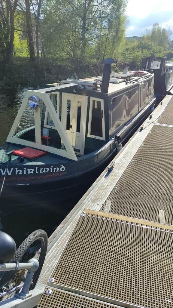 UK:  Whirlwind      35 ft Narrowboat