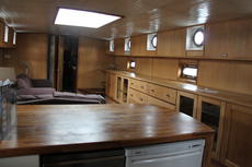 galley / lounge
