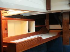 Removable pilot berth