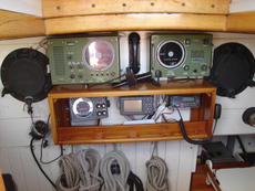 Radio, 2 VHFs, depth souder, GPS