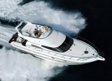 Flybridge Yacht Line