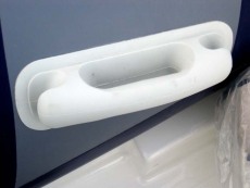 Cobra Nautique 8.6m Large grab handles