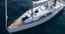 Hanse 370
