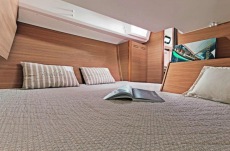 Dufour Grand Large 310