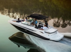 Sea Ray 240 Sundeck